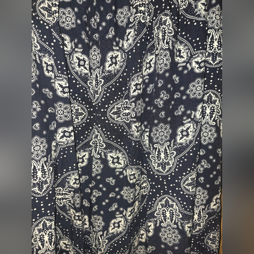 Yidarton Blue And White Patterned Strapless Maxi Dress Size M - Picture 5 of 8
